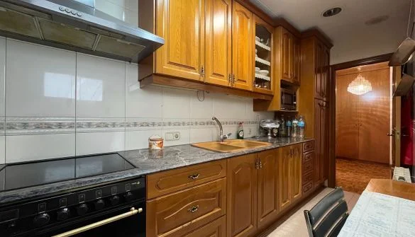 Piso vendido en Les Corts con cuatro habitaciones