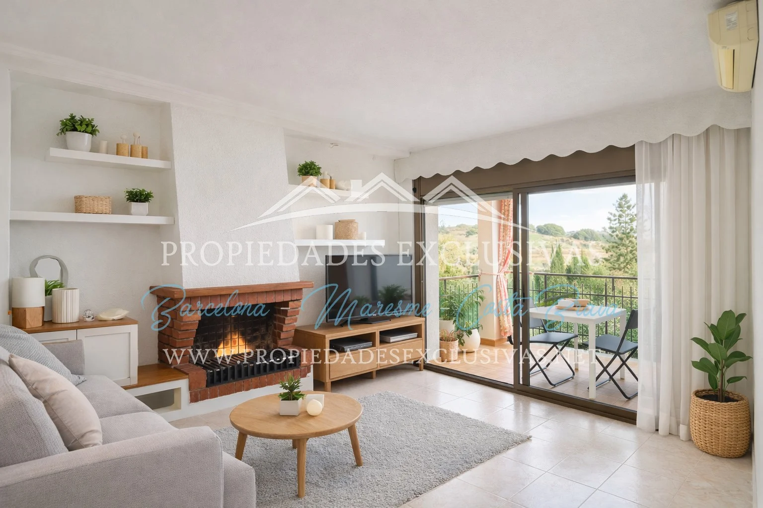 Piso en planta baja en Tiana, cuatro dormitorios