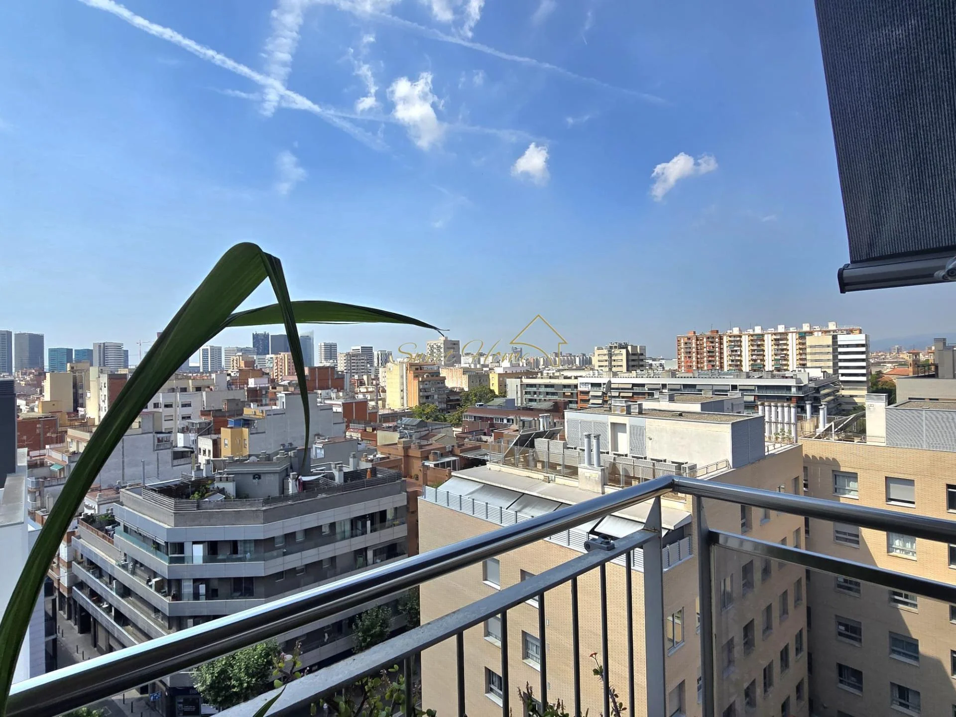 Piso luminoso en Collblanc con terraza y piscina