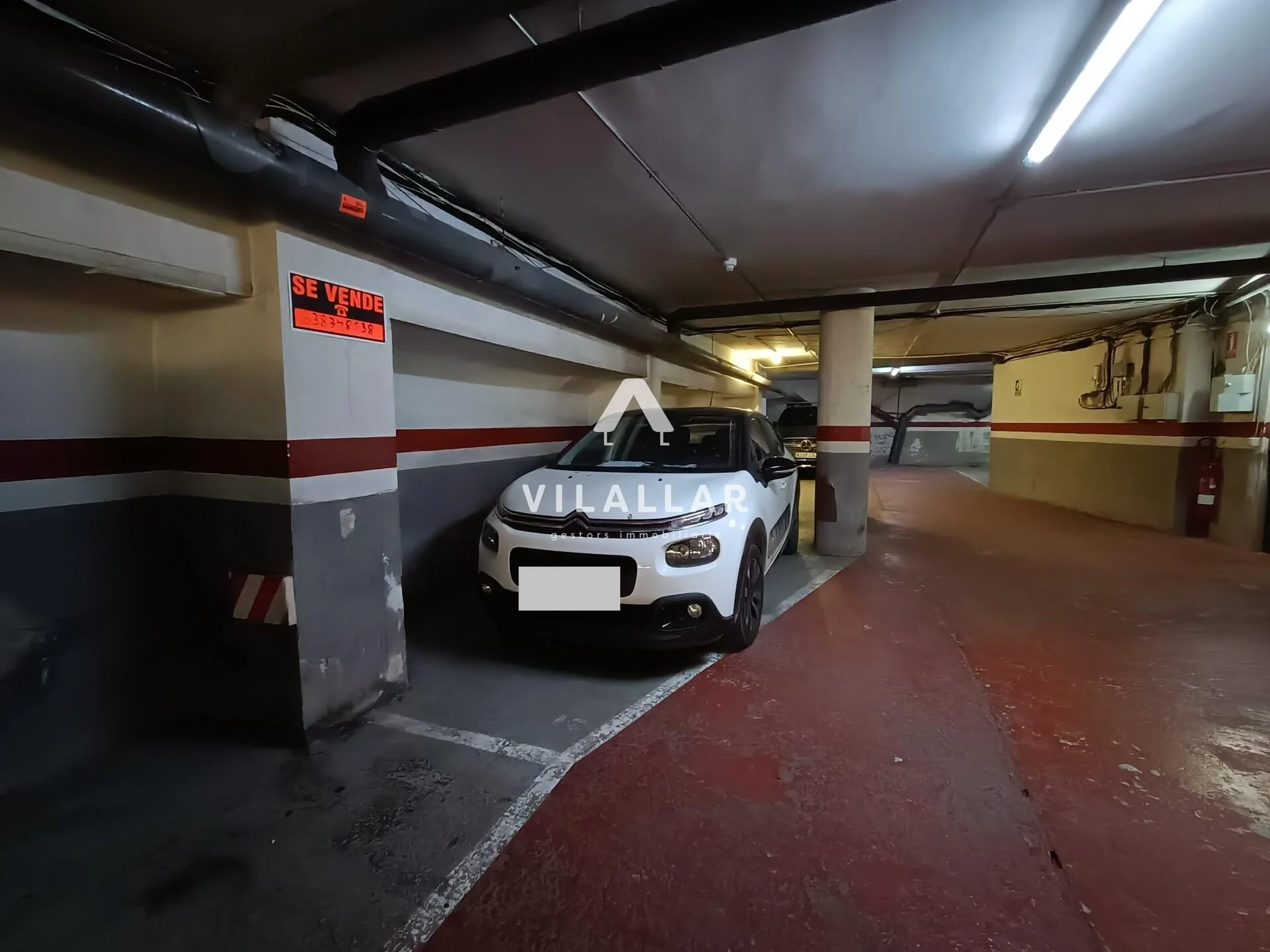 Plaza de parking en buen estado en Sarrià