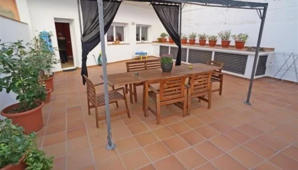 Apartamento de dos habitaciones con terraza