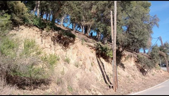 Palafolls sea-view plot with private garden