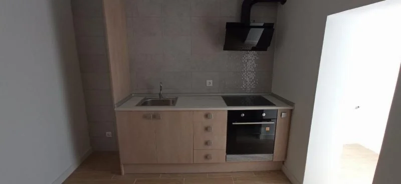 Casa reformada de dos habitaciones en Sant Andreu