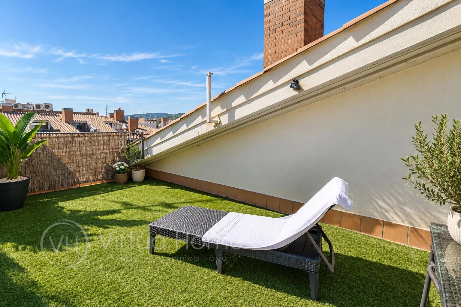 Beachfront duplex in Calella, 2 bedrooms