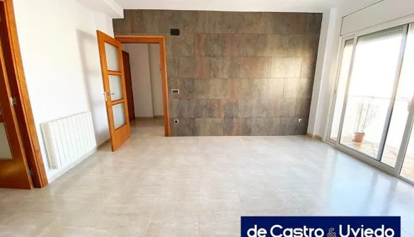 Piso de tres dormitorios en Les Creus