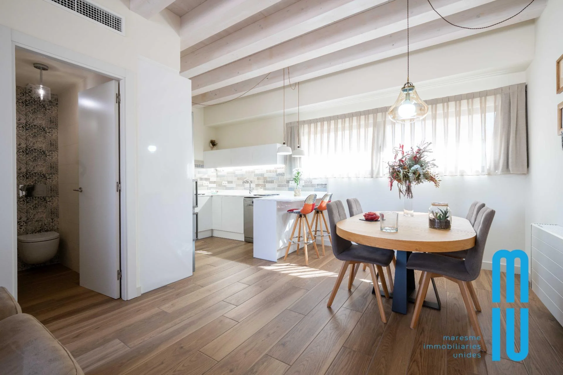Central Mataró house with four bedrooms