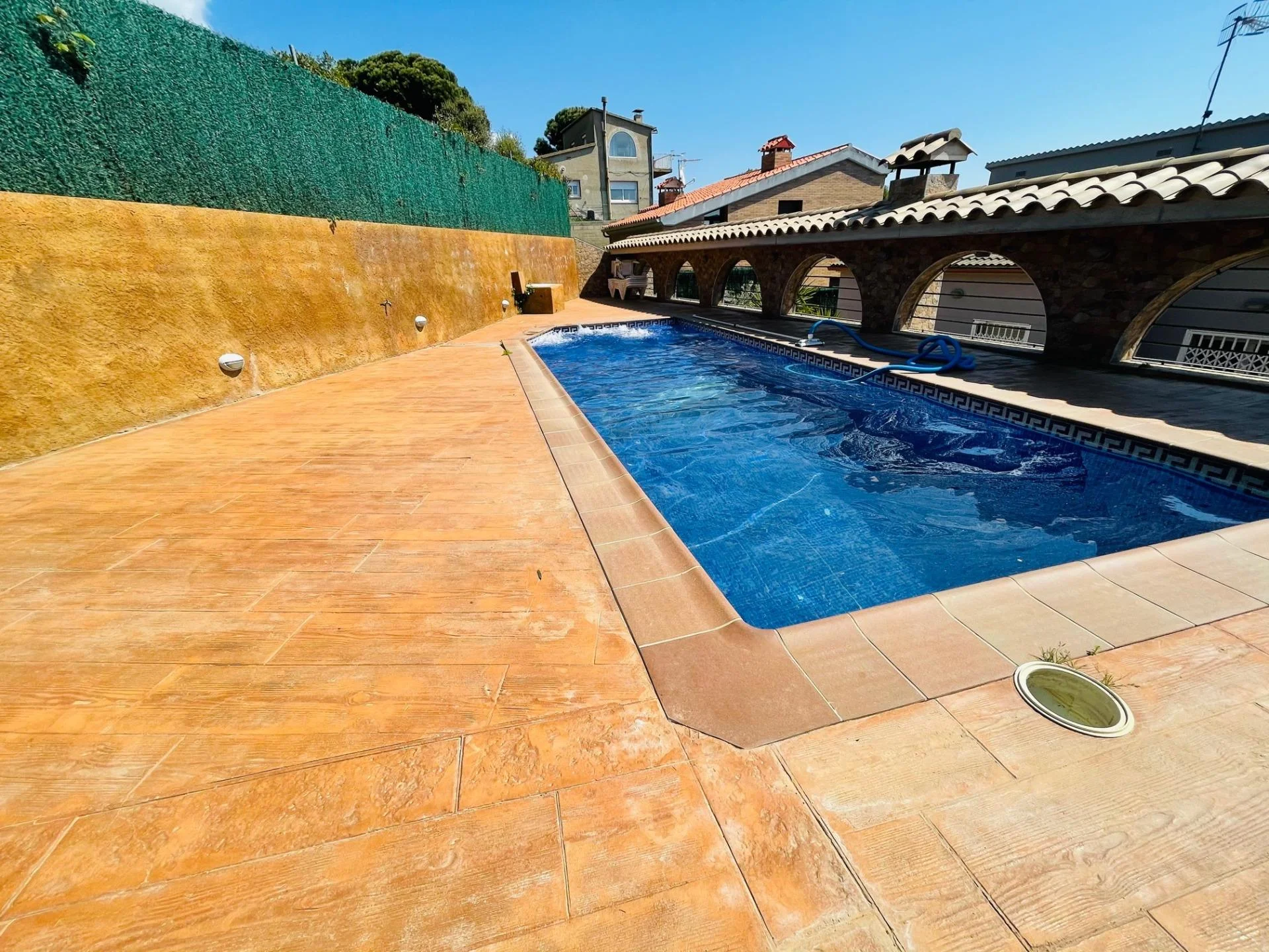 Casa seminueva en Tordera, seis dormitorios