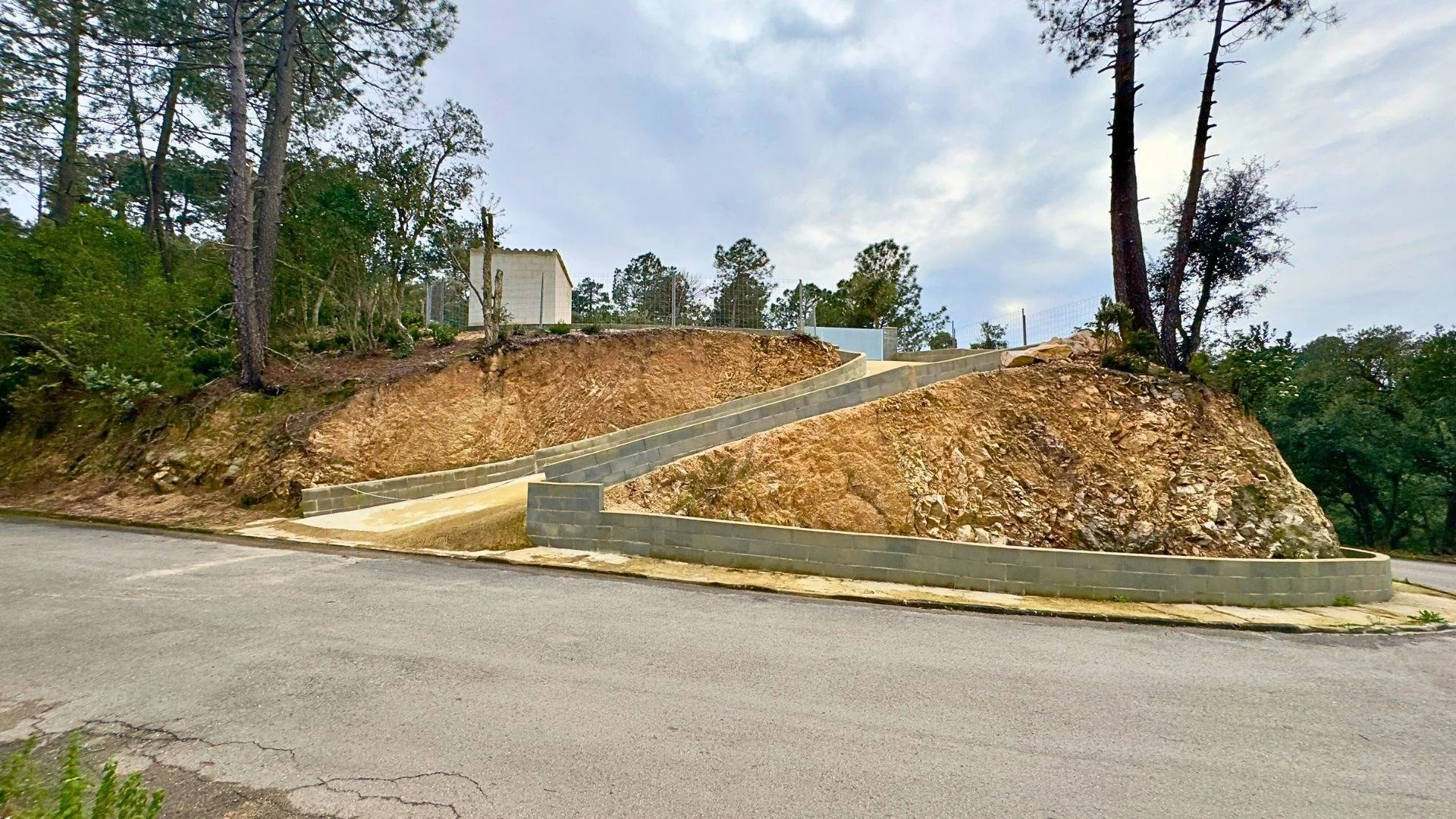Developable Lloret Blau plot, 1,141 m²
