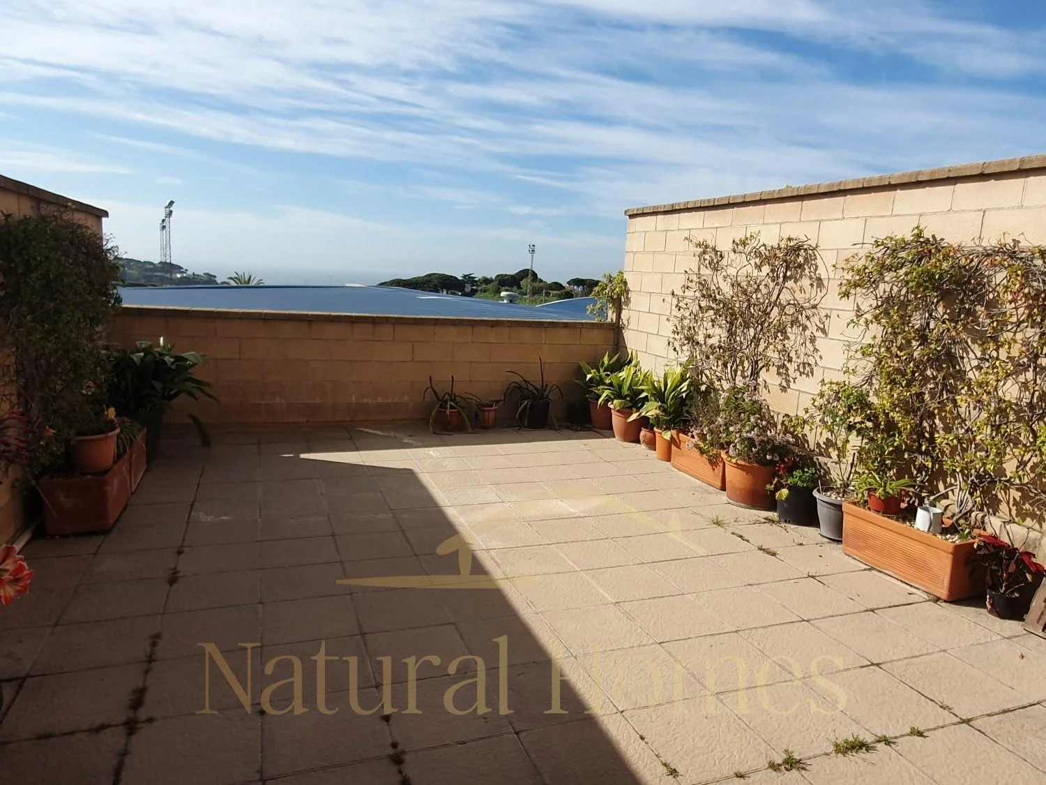 Adosada reservada junto al mar, cuatro dormitorios