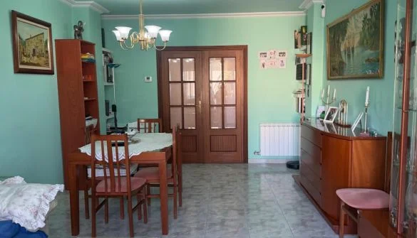 Renovated Mataró flat with three bedrooms