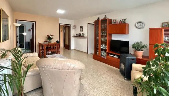 Amplio piso en Hostalric, cuatro dormitorios