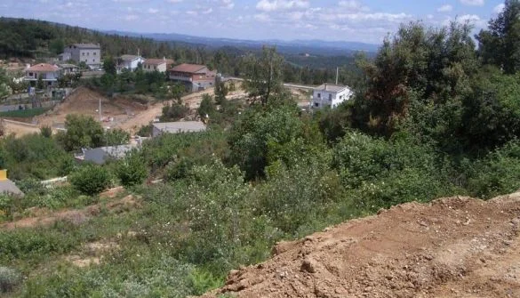 848 m² urban plot in Riudarenes