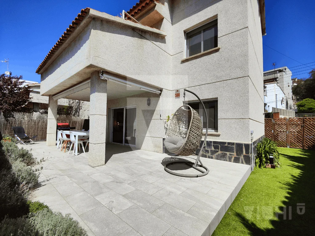 Casa en El Masnou con vistas al mar
