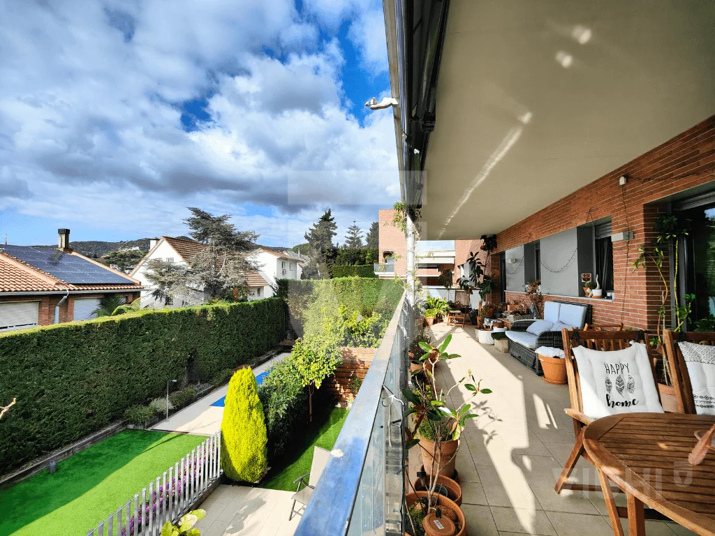 Piso en Tiana con terraza de 126 m²