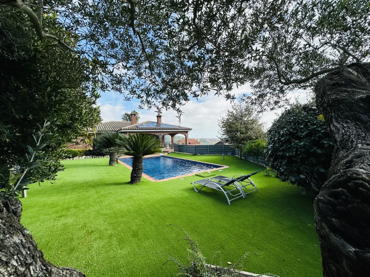 Villa mediterránea con vistas al mar