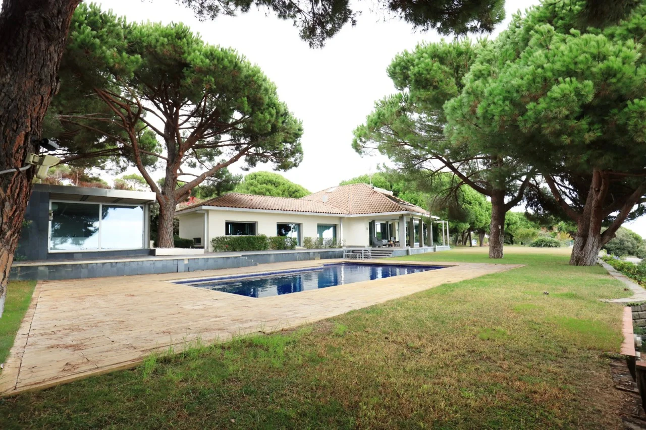 Finca con vistas al mar y parcela de 19.000 m²