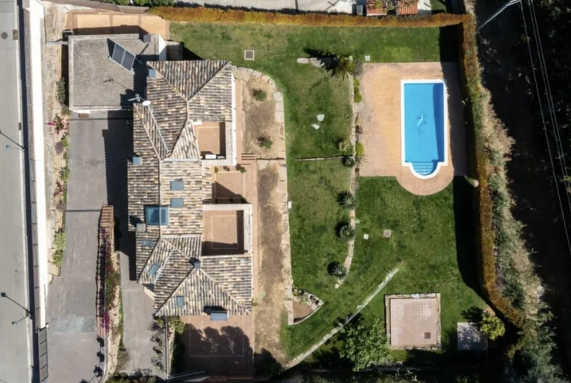 Villa en Rocaferrera con cinco dormitorios