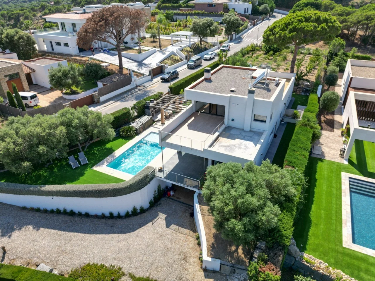 Luxury triplex house with sea views