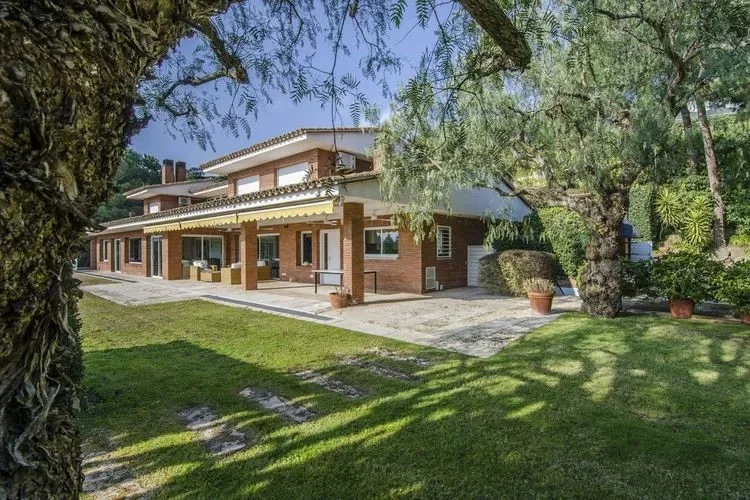 Villa de lujo en parcela de 4.000 m²