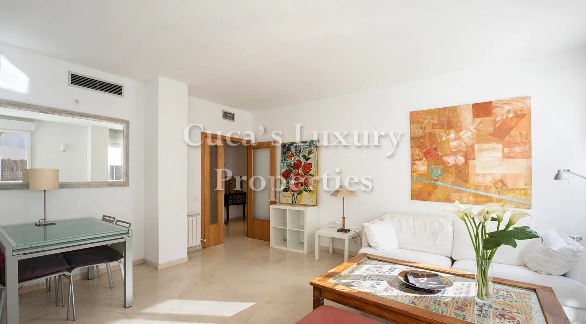 Ground-floor Montgat flat, 110 m², garden