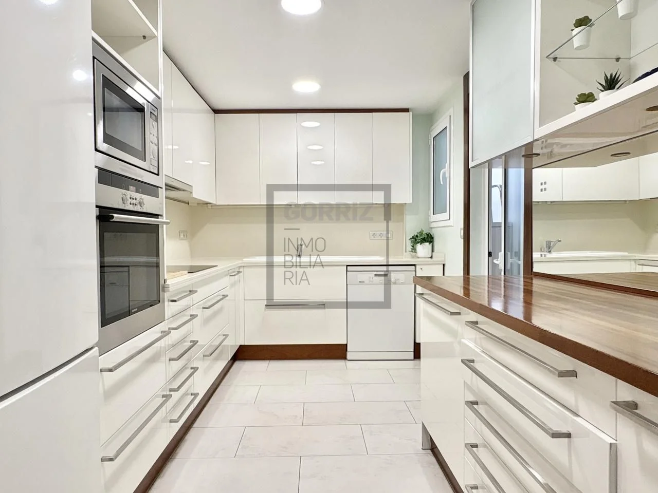 Piso luminoso en Eixample, 121 m²