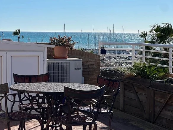 Ático dúplex con vistas al mar, 3 dormitorios