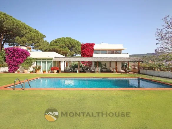Gran chalet en Llavaneres con piscina privada
