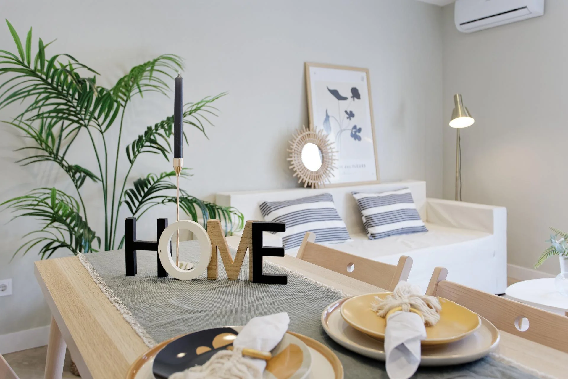 Renovated four-bedroom flat in Vilanova