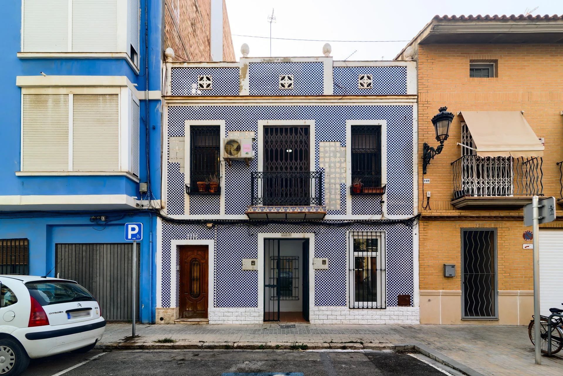 Renovated Cabanyal flat near beaches