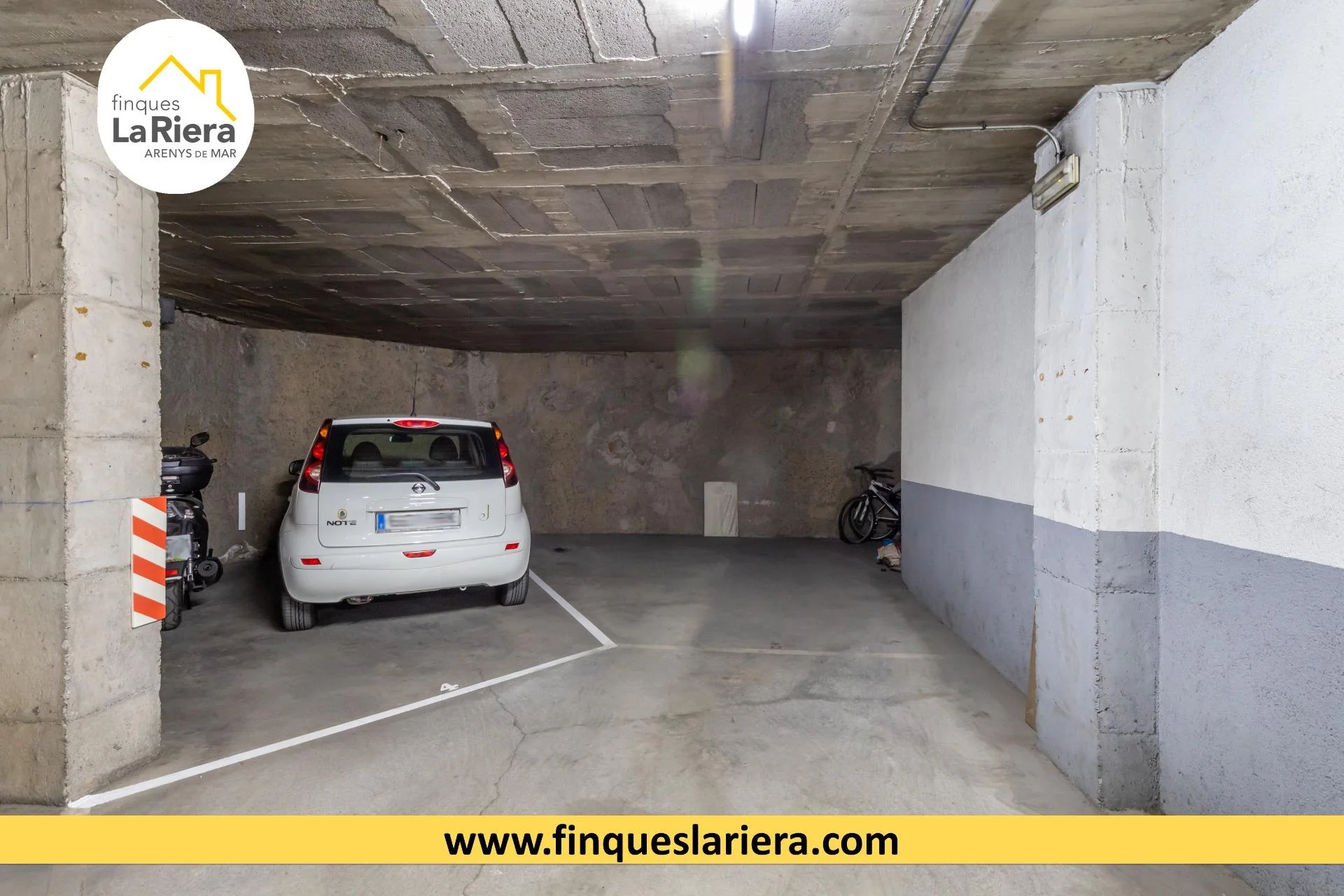 Garaje con 46 m² construidos