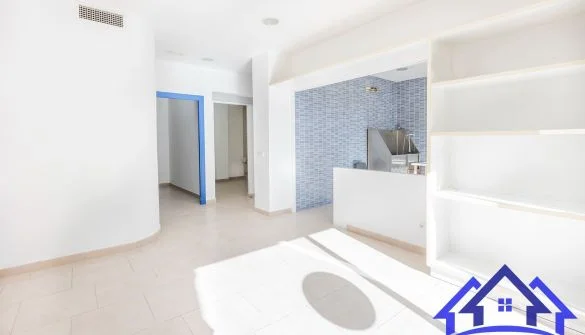 Local comercial luminoso de 104 m²