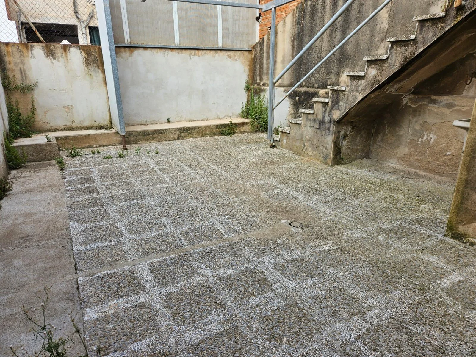 Beach-centre building plot, 122 m²