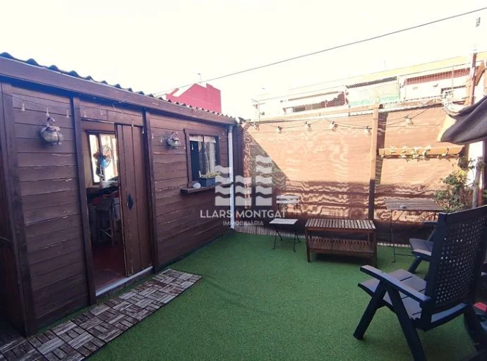 Reformed Lloreda penthouse, 55 m²