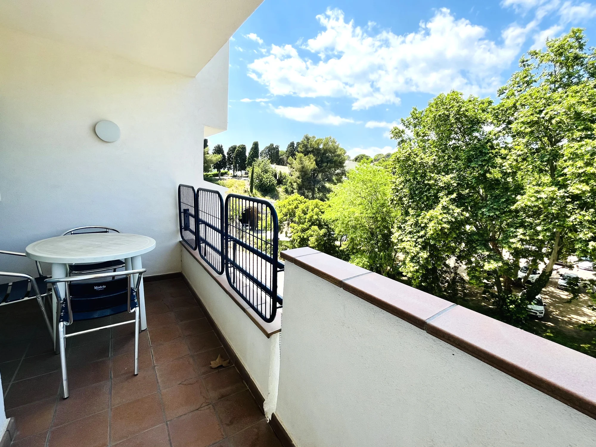 Piso céntrico con piscina y 3 habitaciones