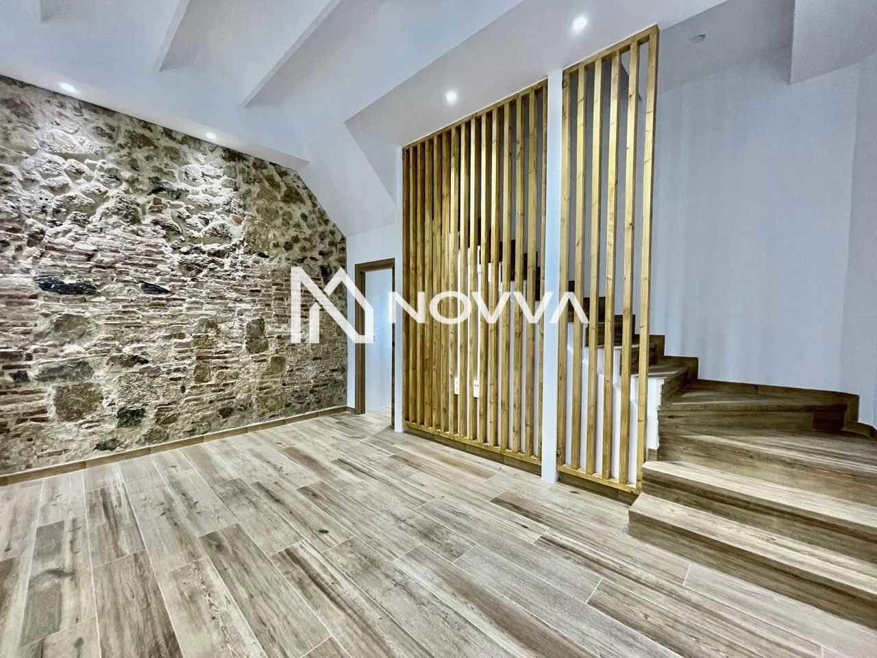 Reformed central house with three bedrooms
