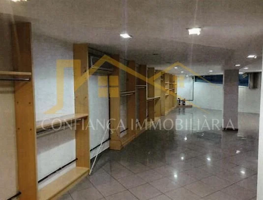 Local comercial en Tordera, 200 m²
