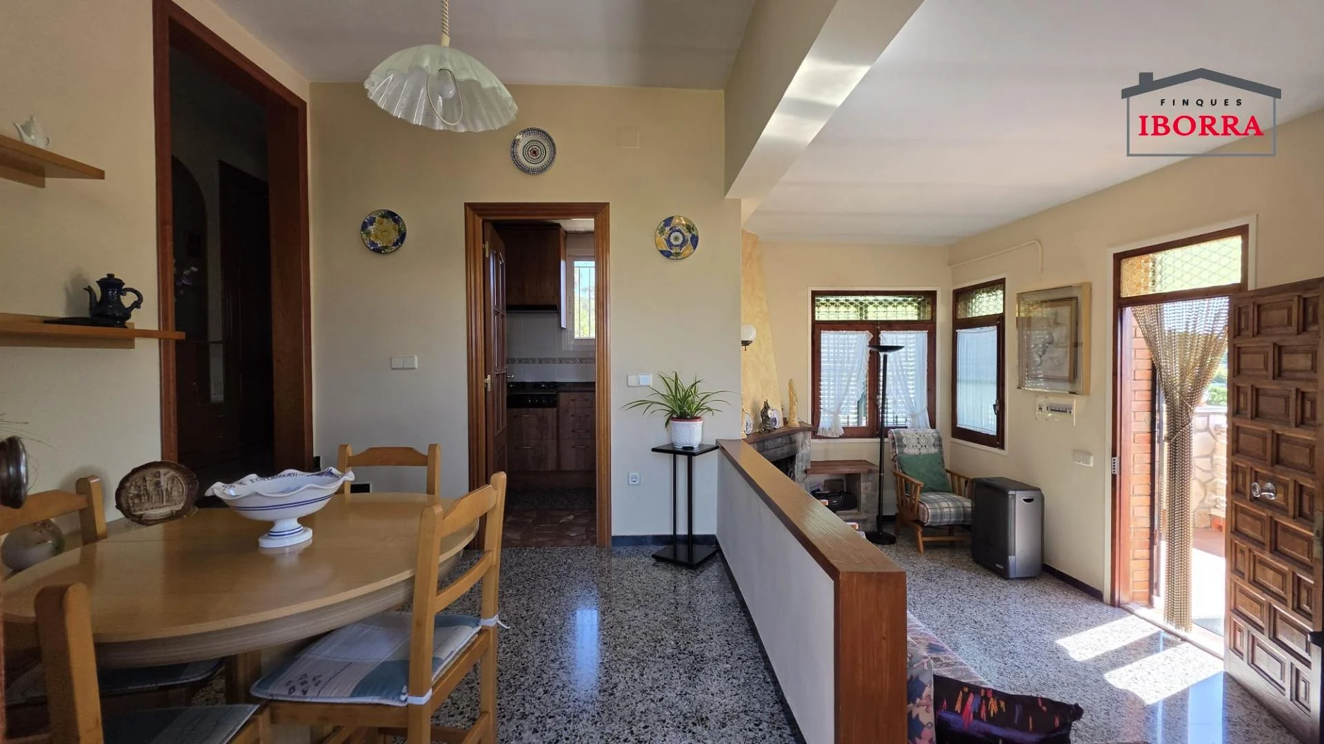 Casa independiente con parcela de 544 m²