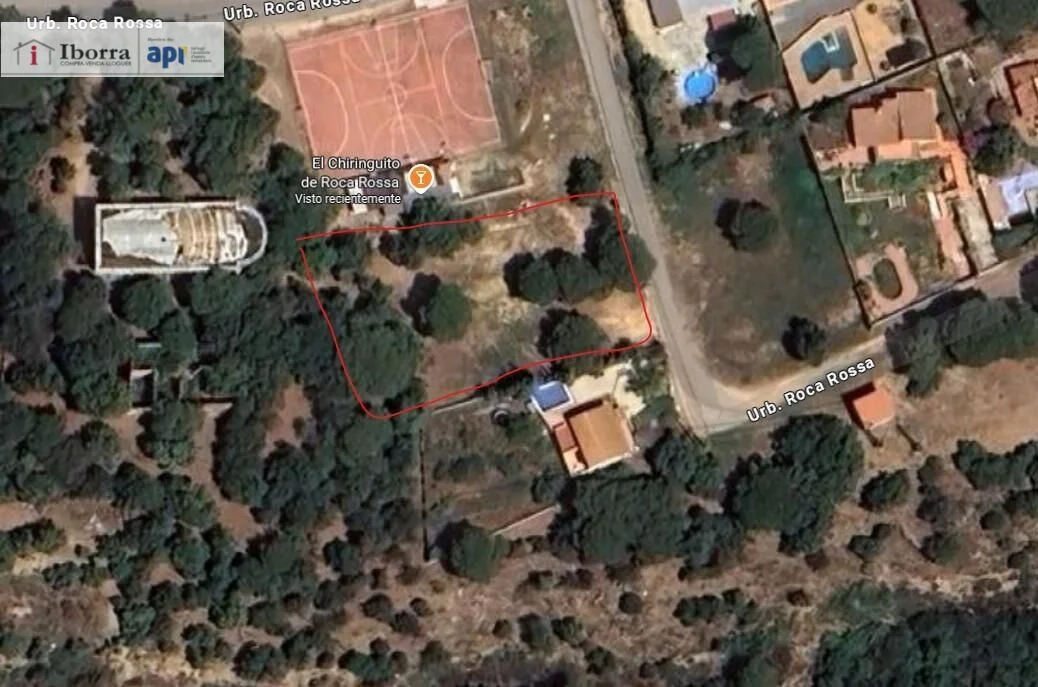 Parcela urbana de 827 m² en Rocarossa