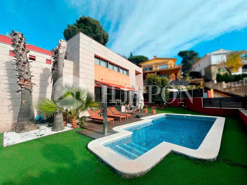 Casa en Cabrils con piscina y 4 dormitorios