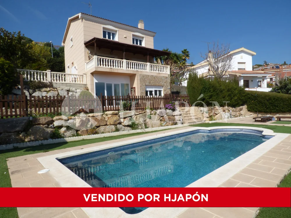 Villa vendida en Teià con vistas al mar