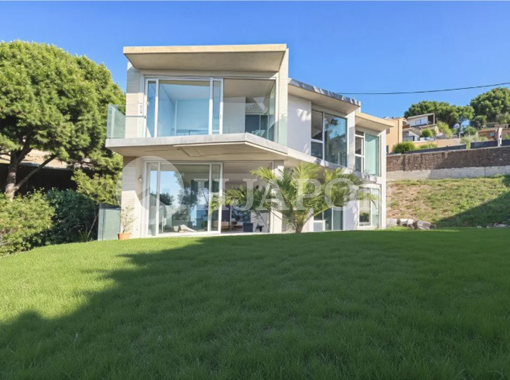Sold Alella house with sea views