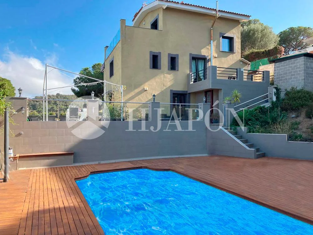 Casa vendida en Alella con vistas al mar