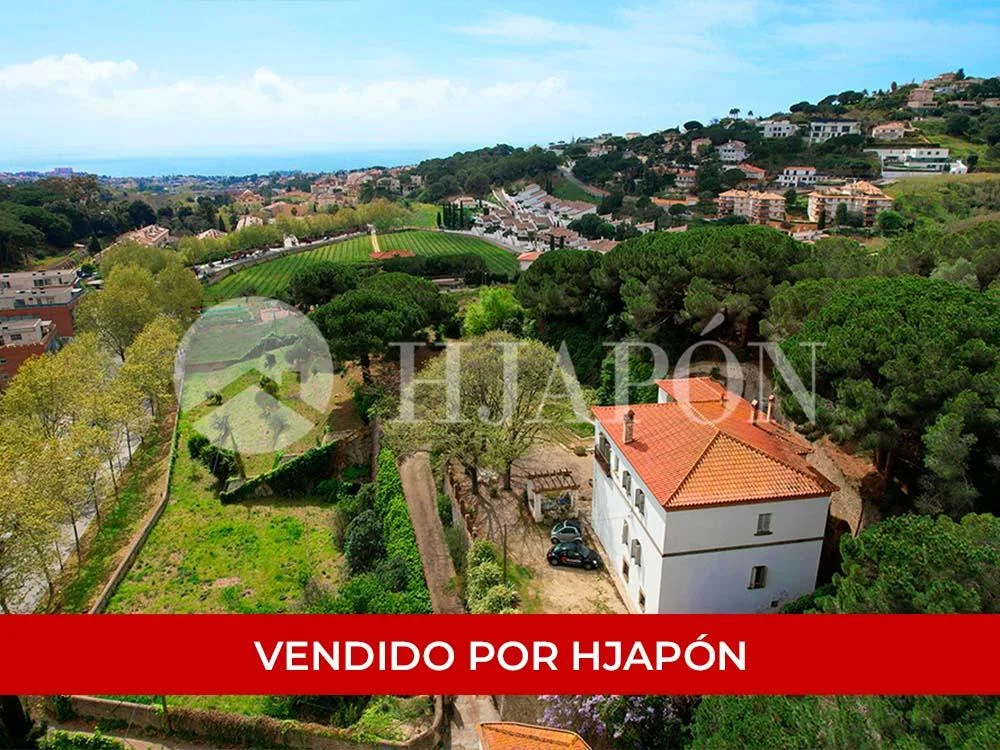 Masía histórica en Alella con 14 dormitorios