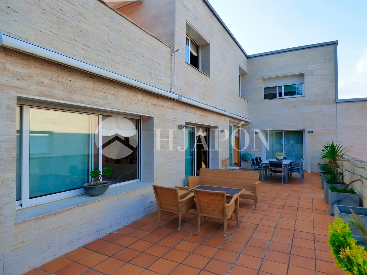 Casa junto al golf con piscina privada