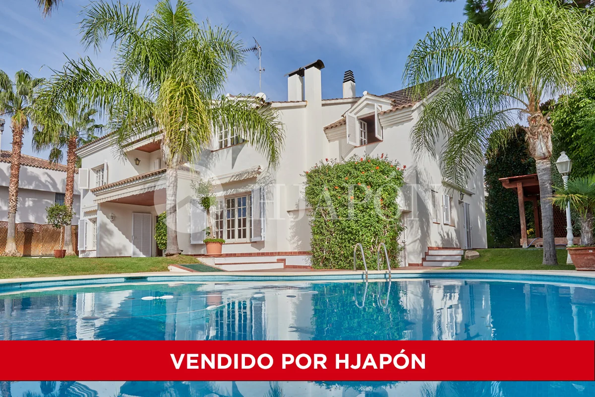 Luxury chalet near beach, 432 m²