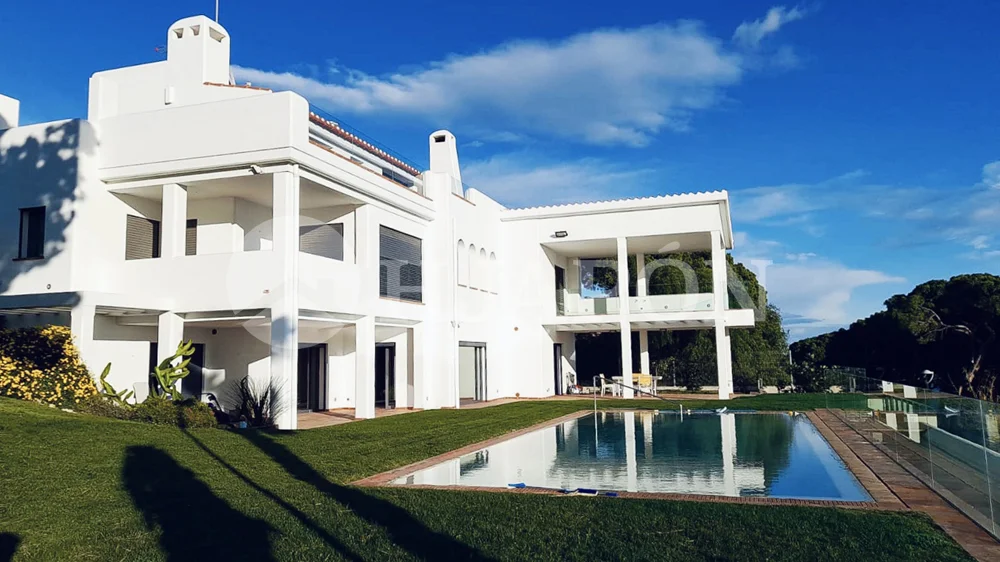 Villa con vistas al mar y piscina, 5 habitaciones