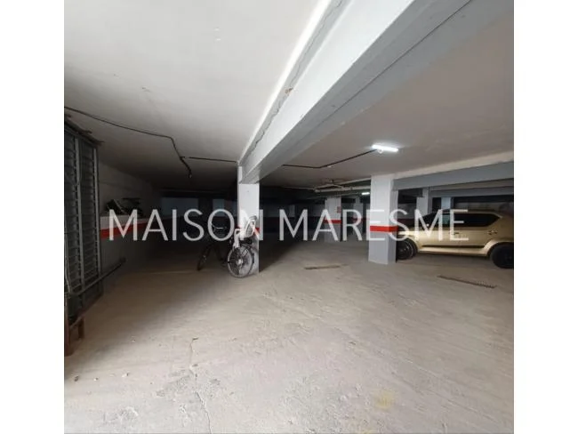 Closed garage with storage units