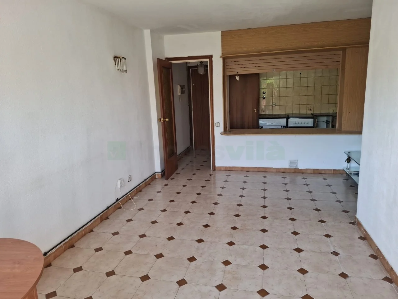 Piso para reformar cerca del mar en Pineda