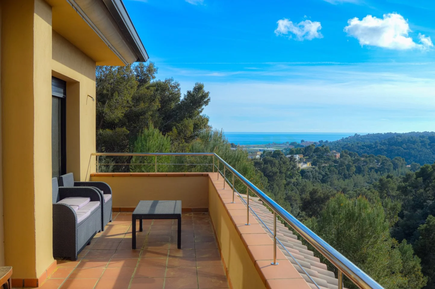 Casa tríplex con vistas al mar