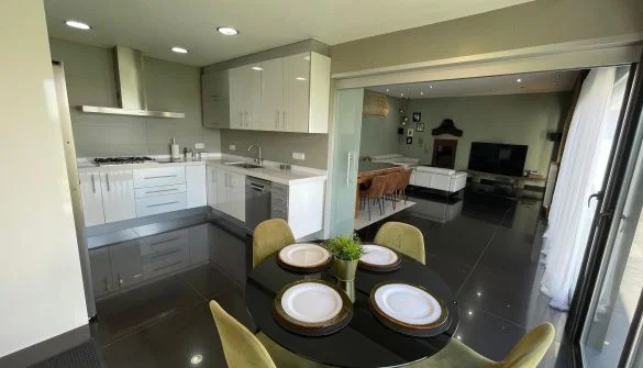 Chalet de una planta con piscina privada